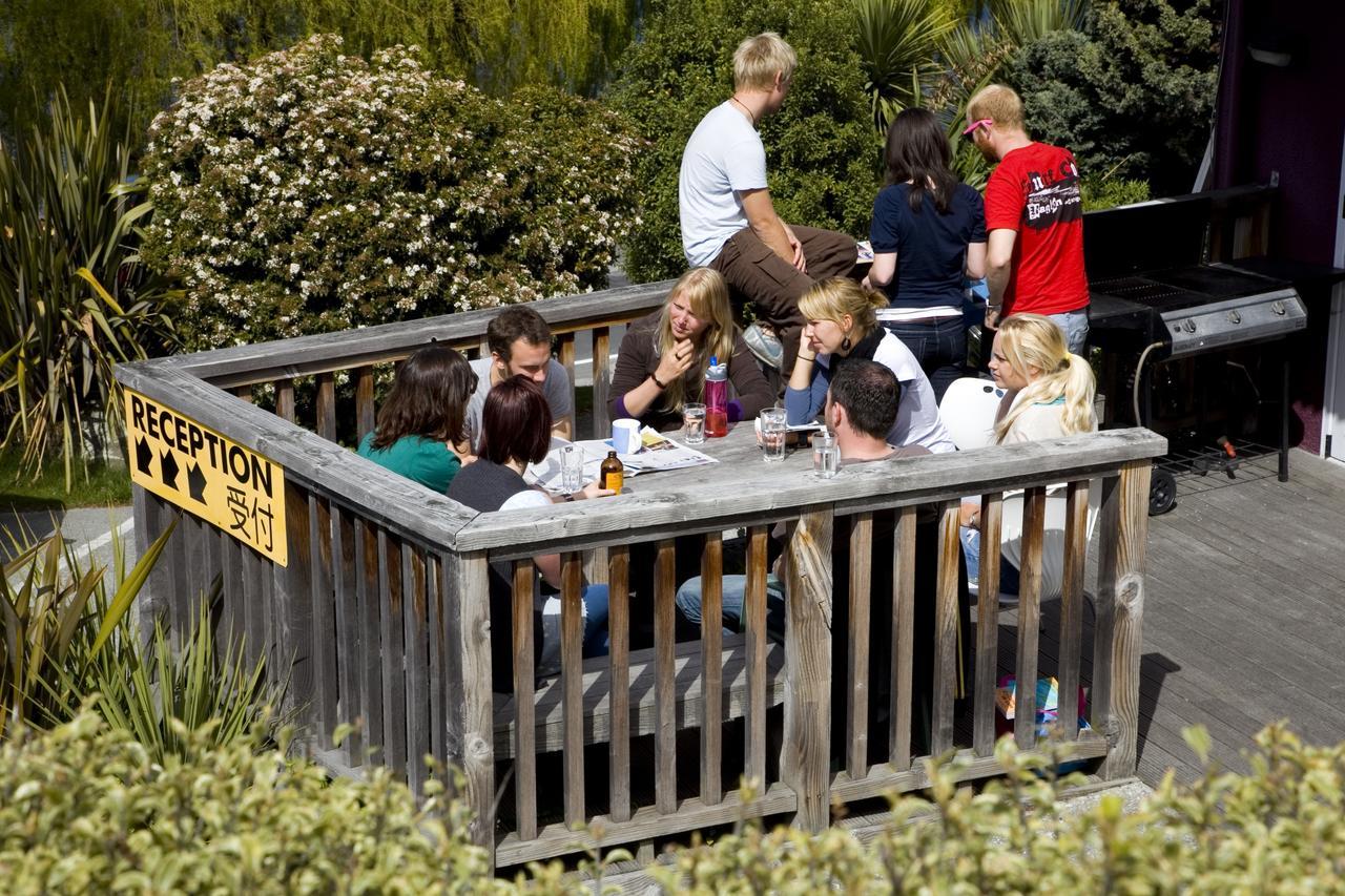 Bumbles Backpackers Hostel Κουίνσταουν Εξωτερικό φωτογραφία