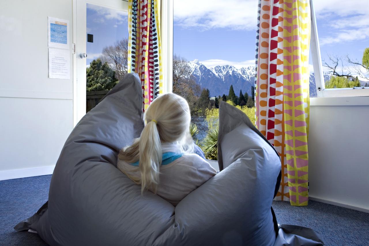 Bumbles Backpackers Hostel Κουίνσταουν Εξωτερικό φωτογραφία