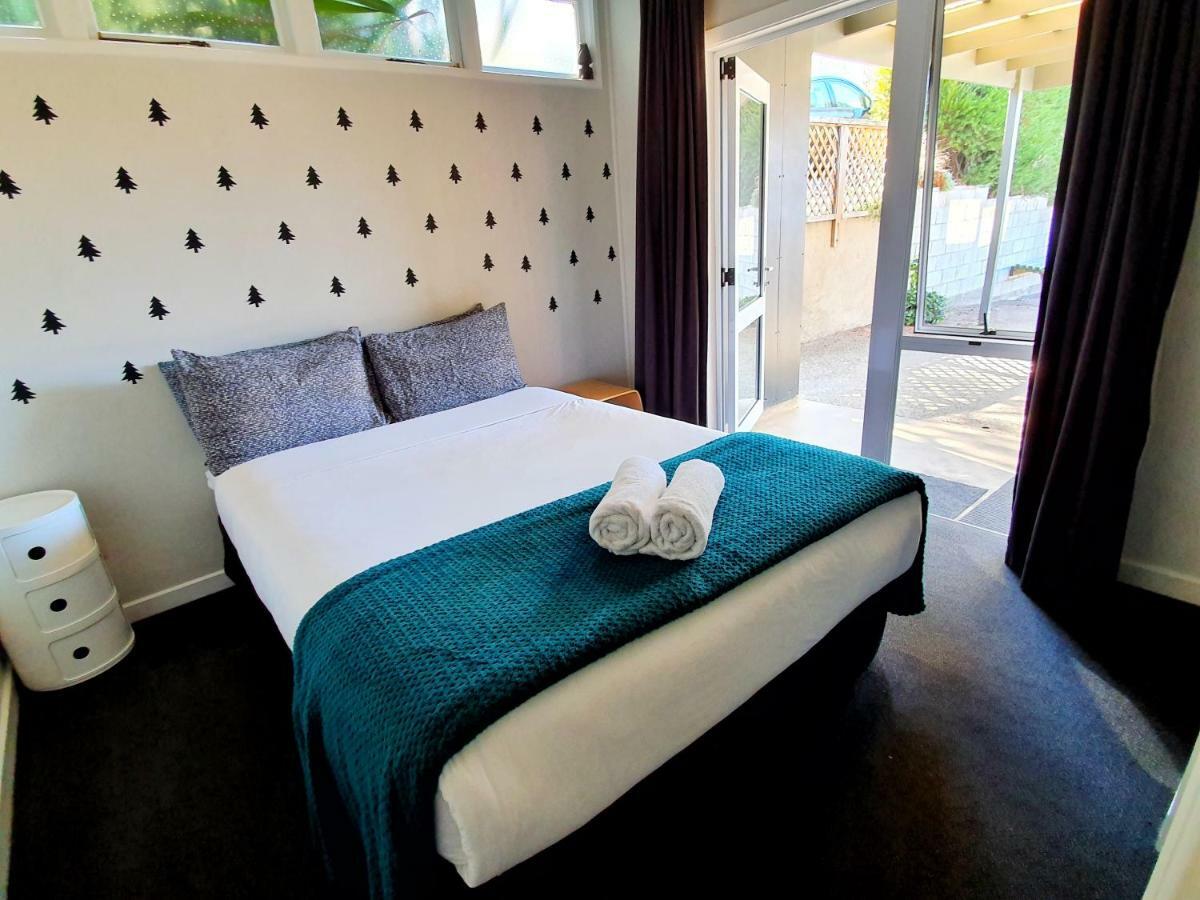 Bumbles Backpackers Hostel Κουίνσταουν Εξωτερικό φωτογραφία
